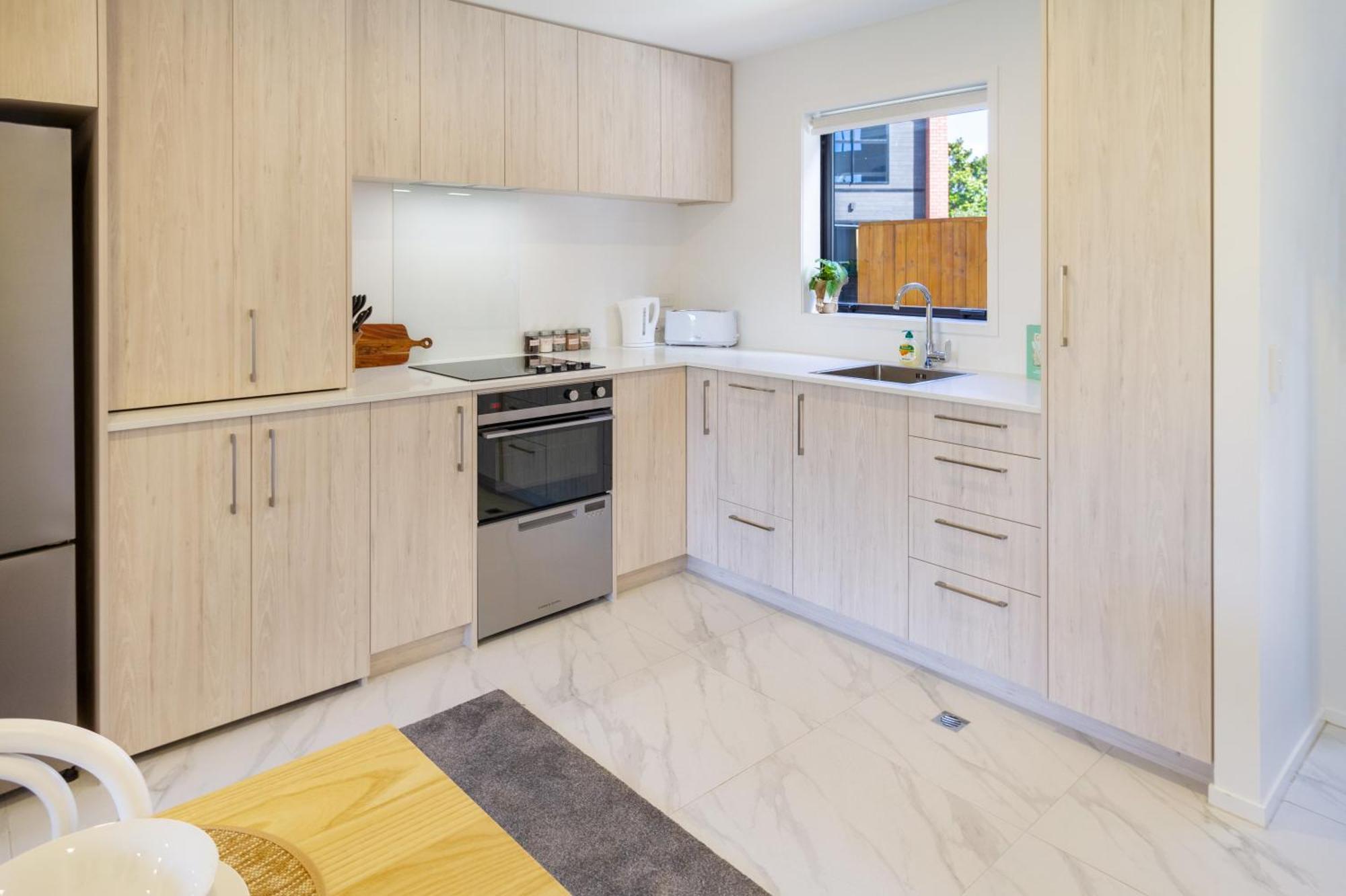 Chic 2-Bed Gem: Trust Arena Proximity - West Akl Apartment โอ๊คแลนด์ ภายนอก รูปภาพ
