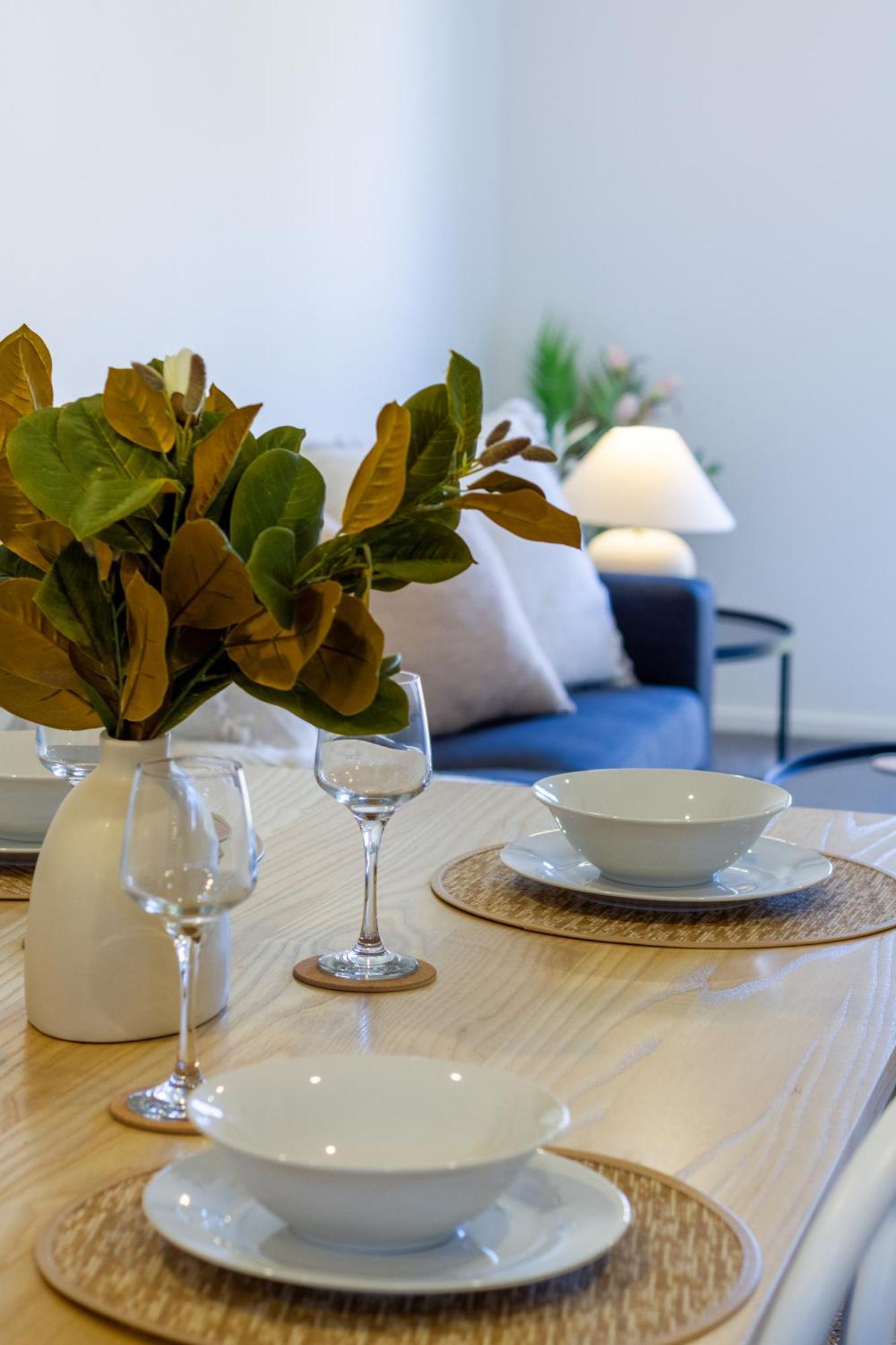 Chic 2-Bed Gem: Trust Arena Proximity - West Akl Apartment โอ๊คแลนด์ ภายนอก รูปภาพ